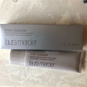 Laura Mercier tinted moisturizer - bisque - NIB